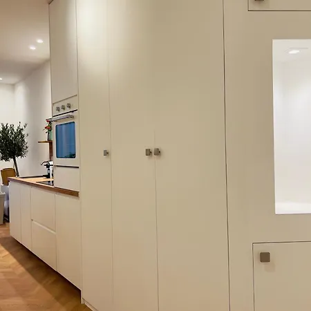 Cozy Flat Near Saint-germain & Luxembourg Gardens Paris